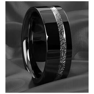 Black stainless steel ring - size 10.